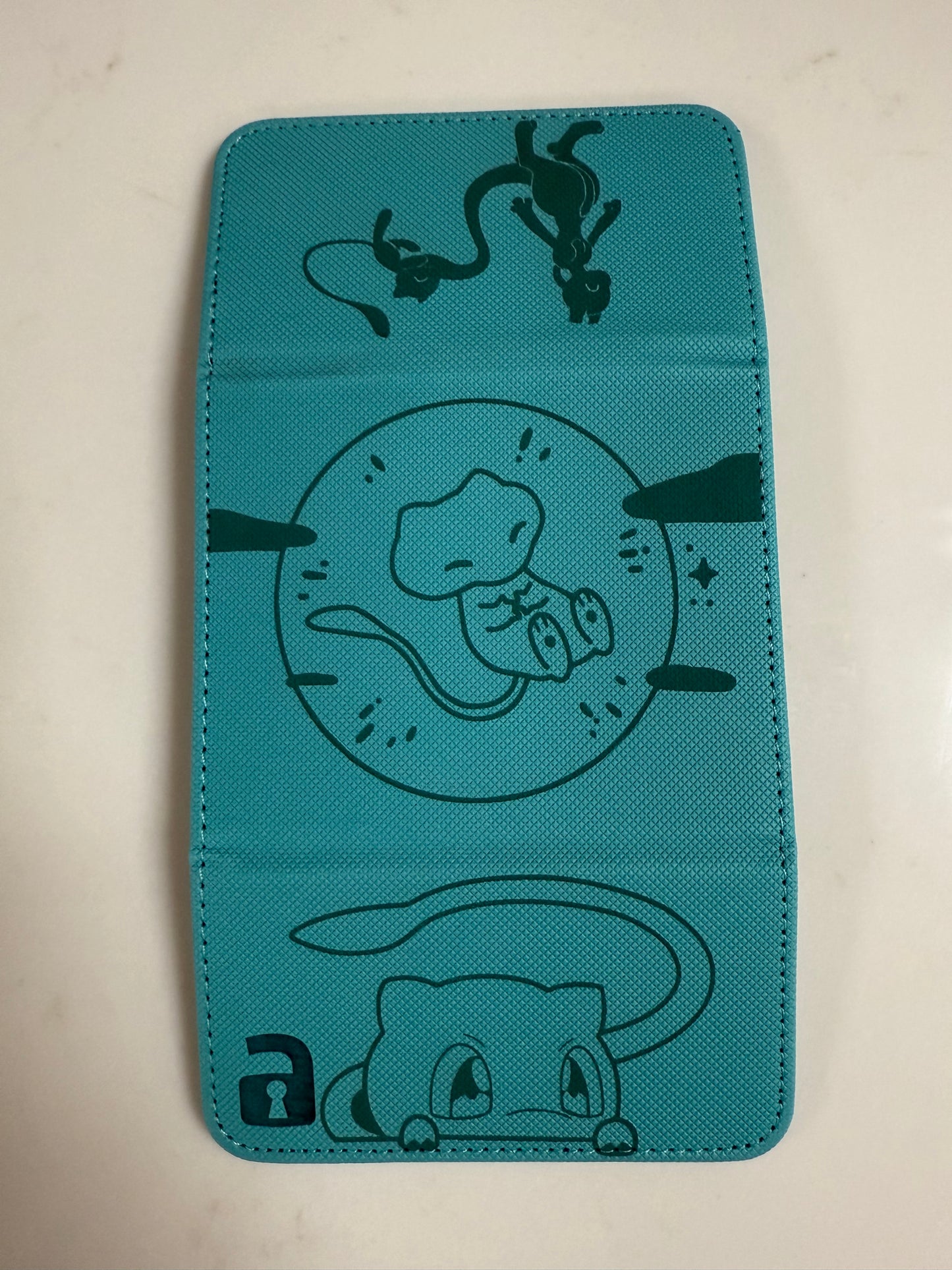 Custom Vault x Deck box - Mew